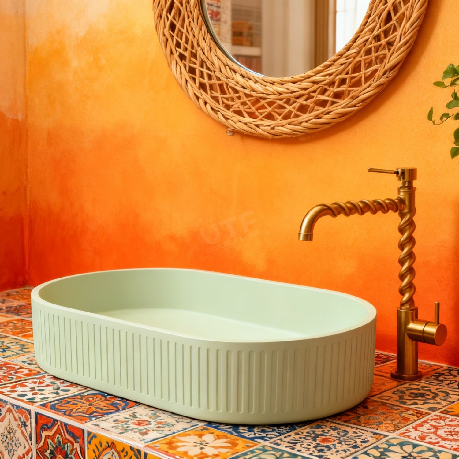 UF-1050 Industrial Chic Bathroom Centerpiece
